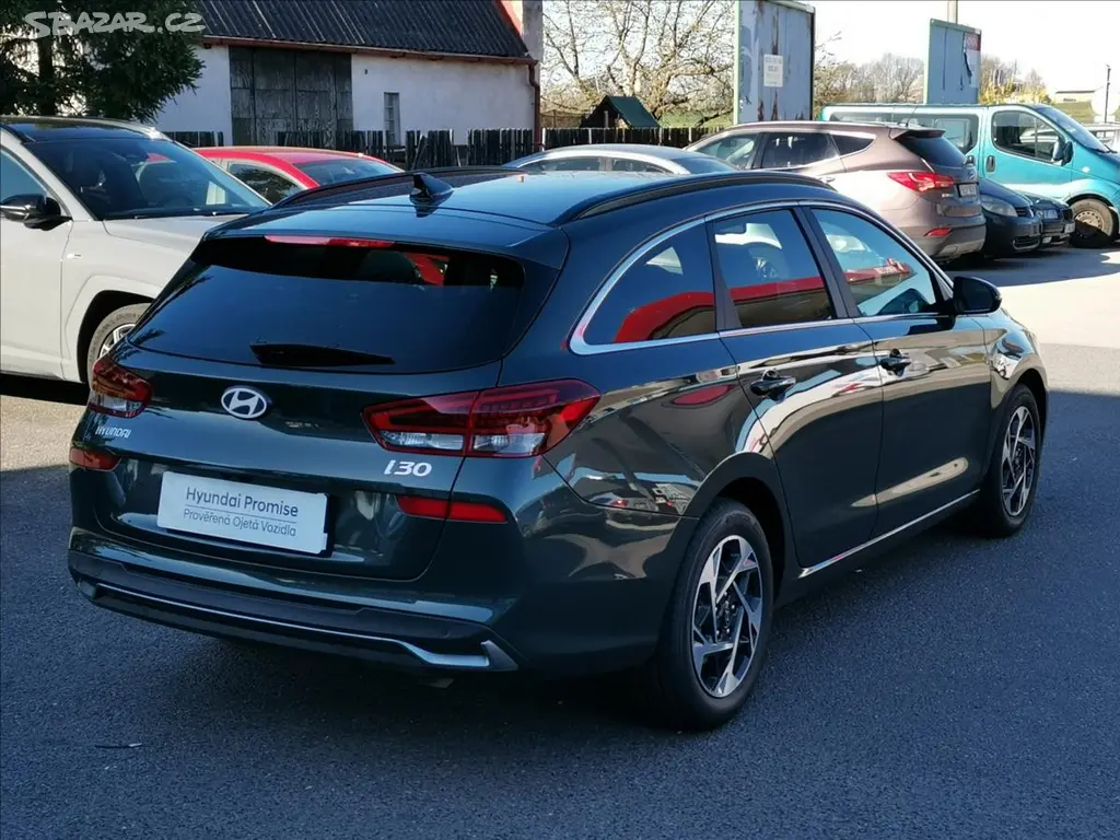 Hyundai i30, 1,6 T-GDI WG DCT STYLE SAFETY - fotka 4
