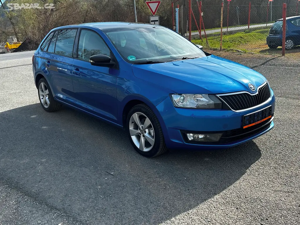 Škoda Rapid 1.2Tsi, r.2016, panorama, klima, 2.maj - fotka 2