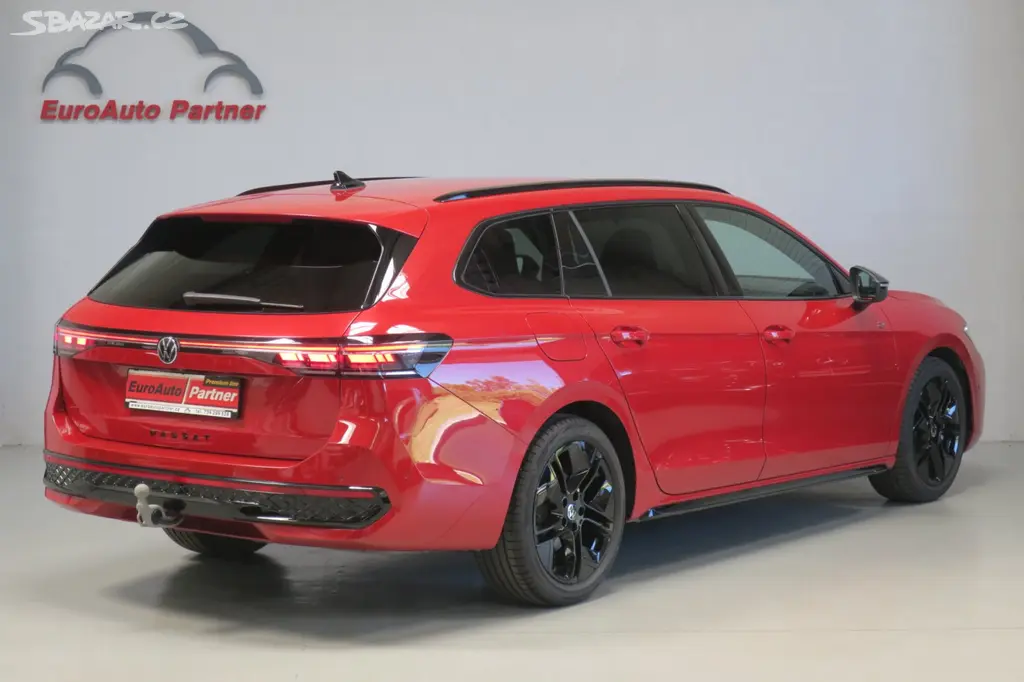 Volkswagen Passat Variant, R-Line 2,0TDI 142kW 4M Nez.Top - fotka 4