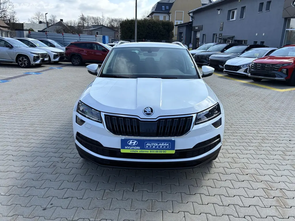 Škoda Karoq, 110 kW Style 4x4 DSG 1.MAJITEL - fotka 2