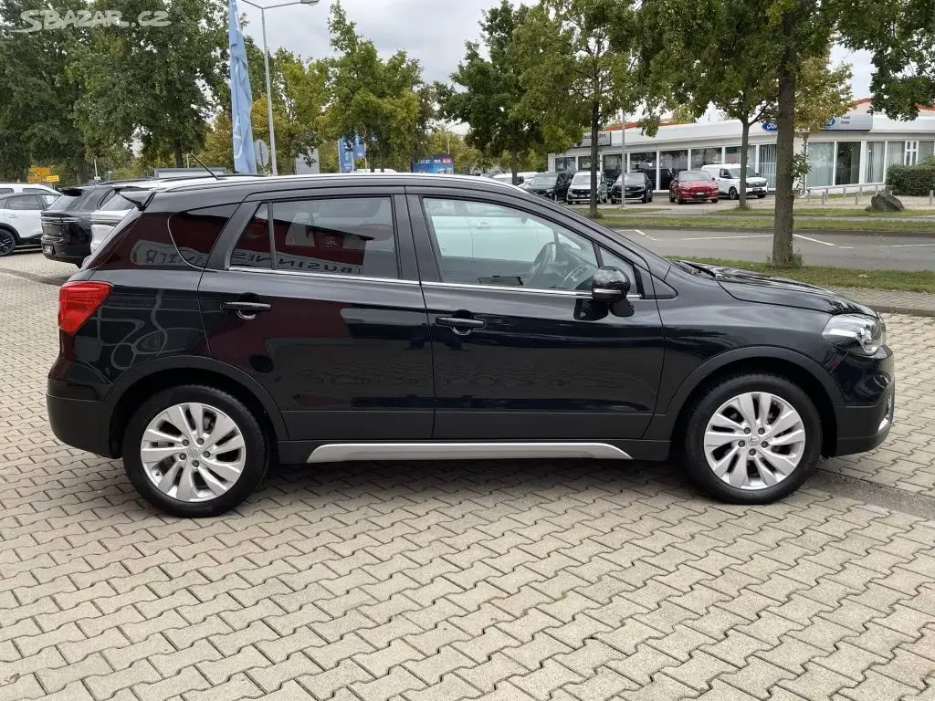 Suzuki SX4 S-Cross 1.4 Comfort 4x2 - 140 PS - fotka 5
