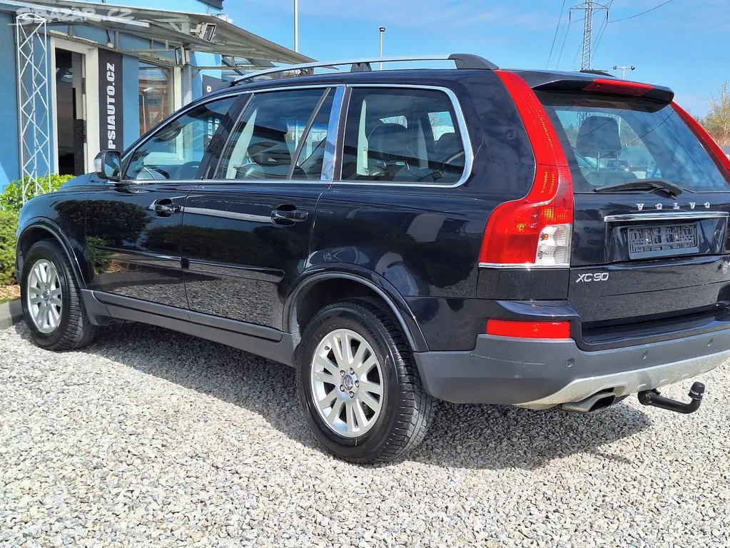 Volvo XC90, D5 EXECUTIVE 7.míst - fotka 6