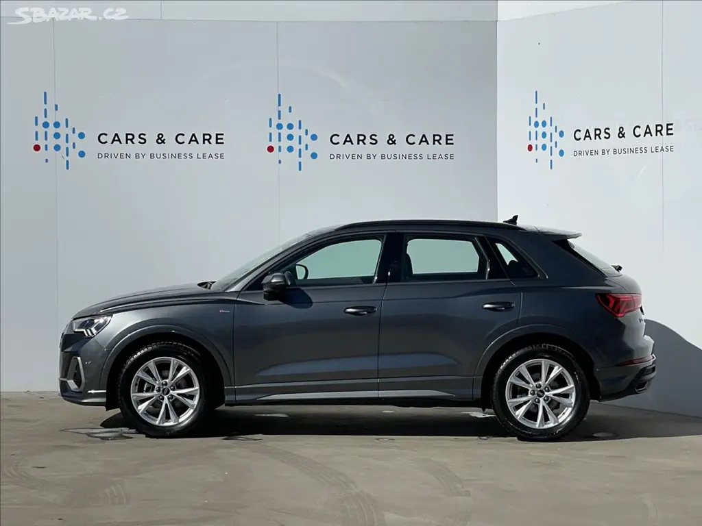 Audi Q3, 1,5 35 TFSI A7 S line Gravity - fotka 2