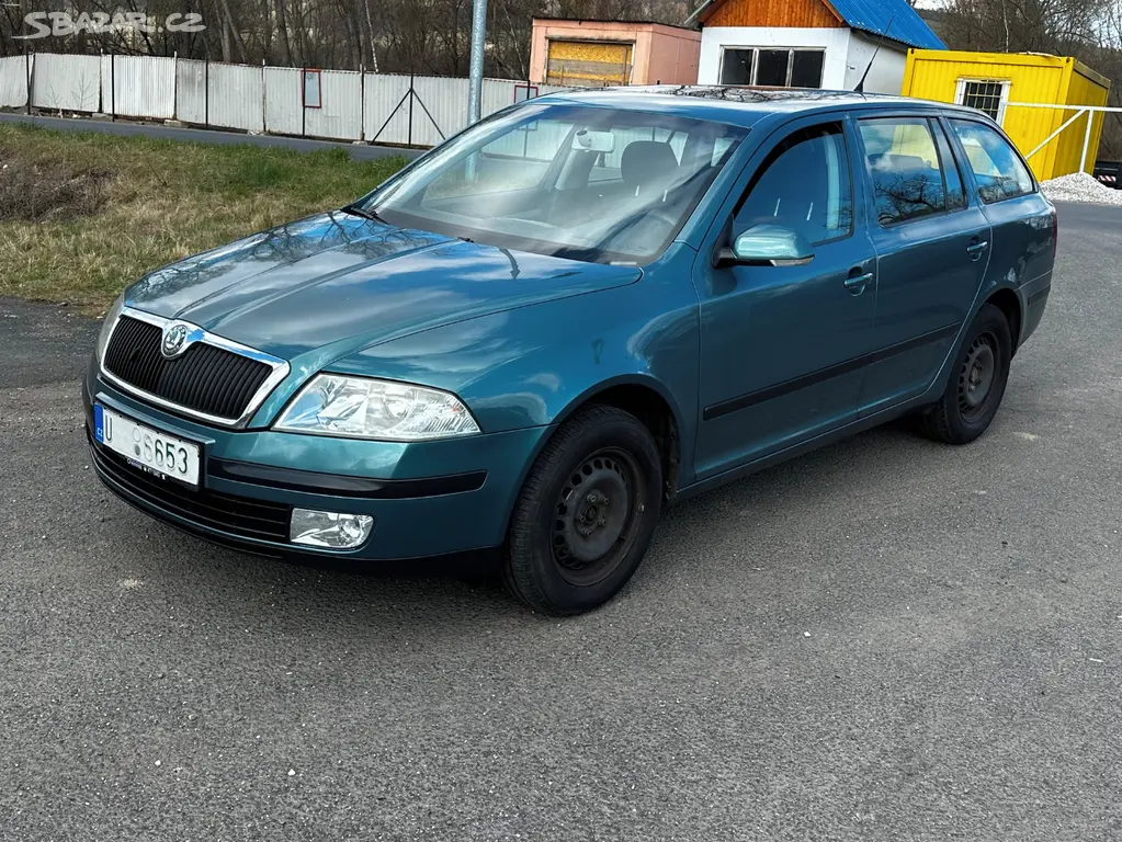 Škoda Octavia II 1.6FSi, r.2005, serviska, STK