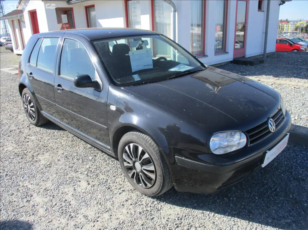Volkswagen Golf, 1,6 i, klimatizace, ABS,
