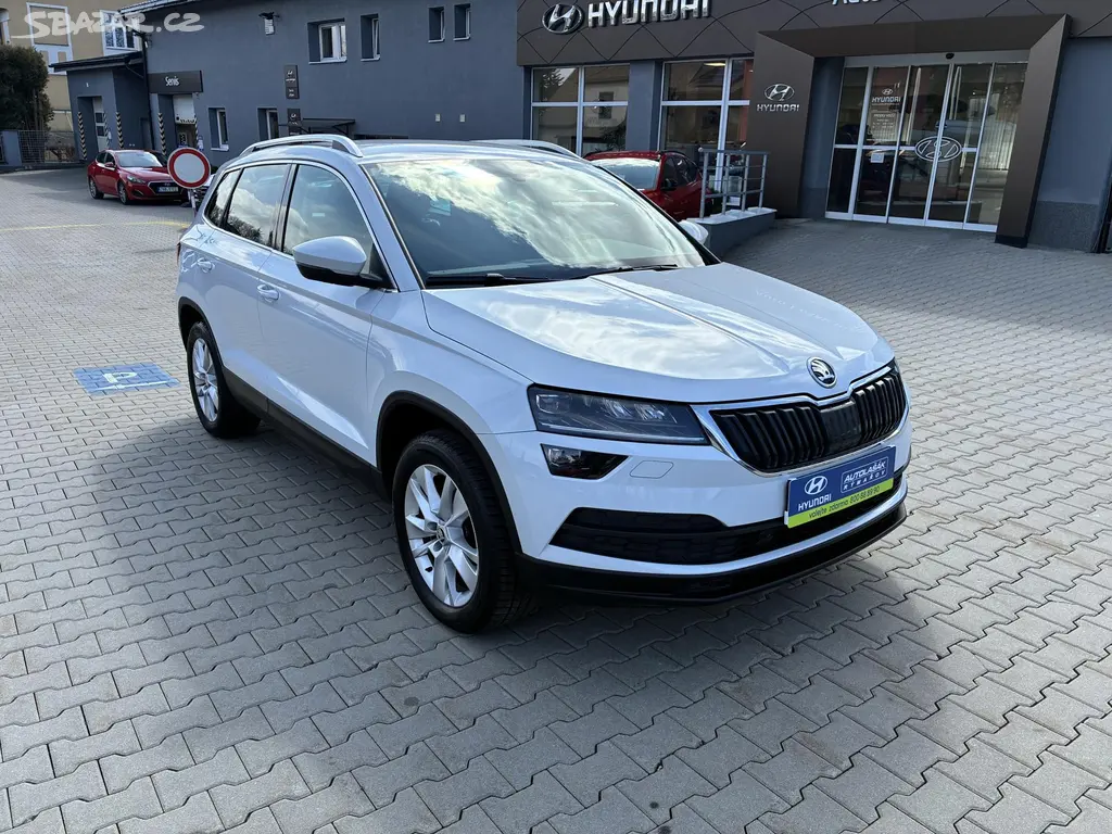 Škoda Karoq, 110 kW Style 4x4 DSG 1.MAJITEL