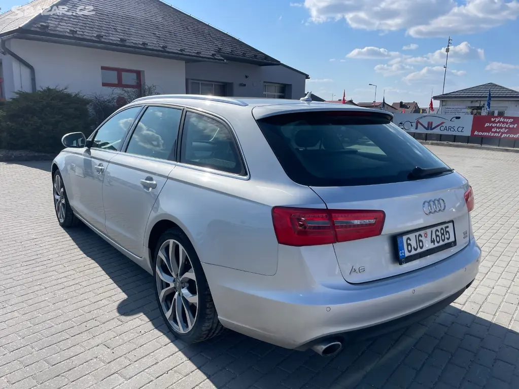 AUDI A6 3,0TDI QUATTRO S-TRONIC PANO RADAR MATRIX - fotka 3