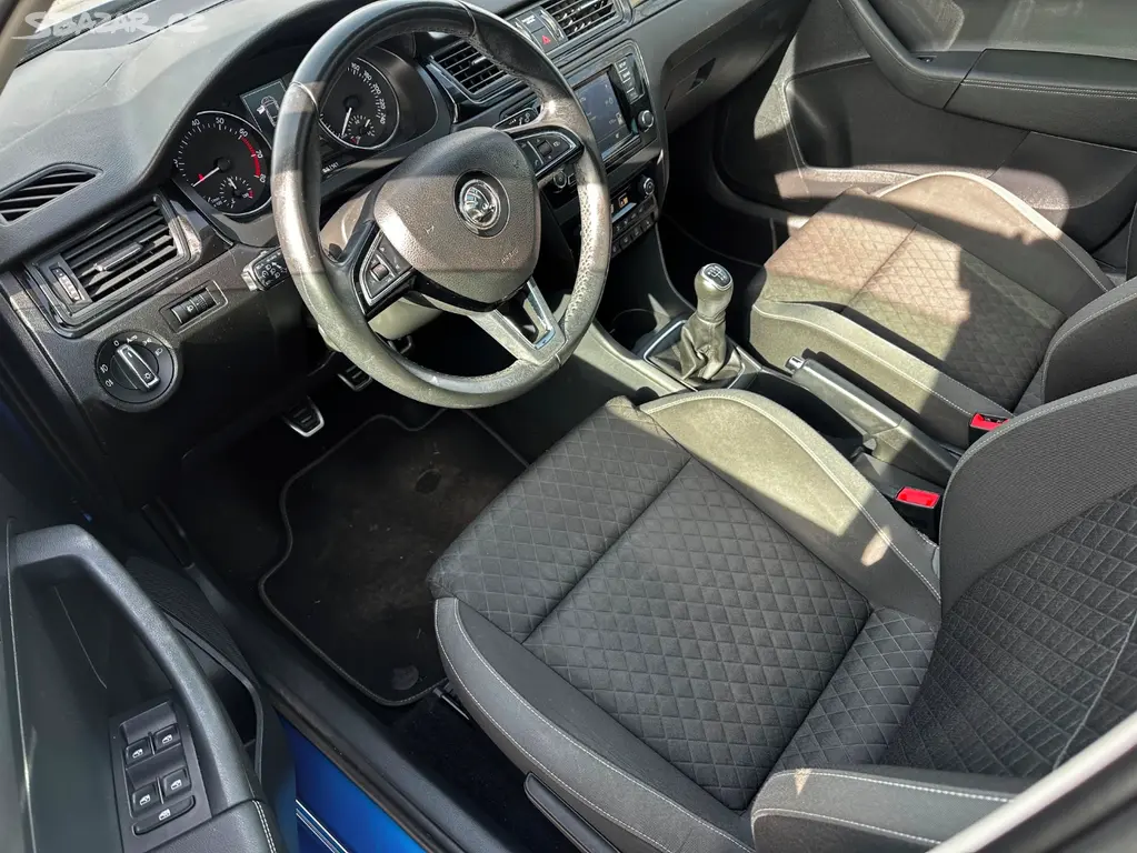 Škoda Rapid 1.2Tsi, r.2016, panorama, klima, 2.maj - fotka 6