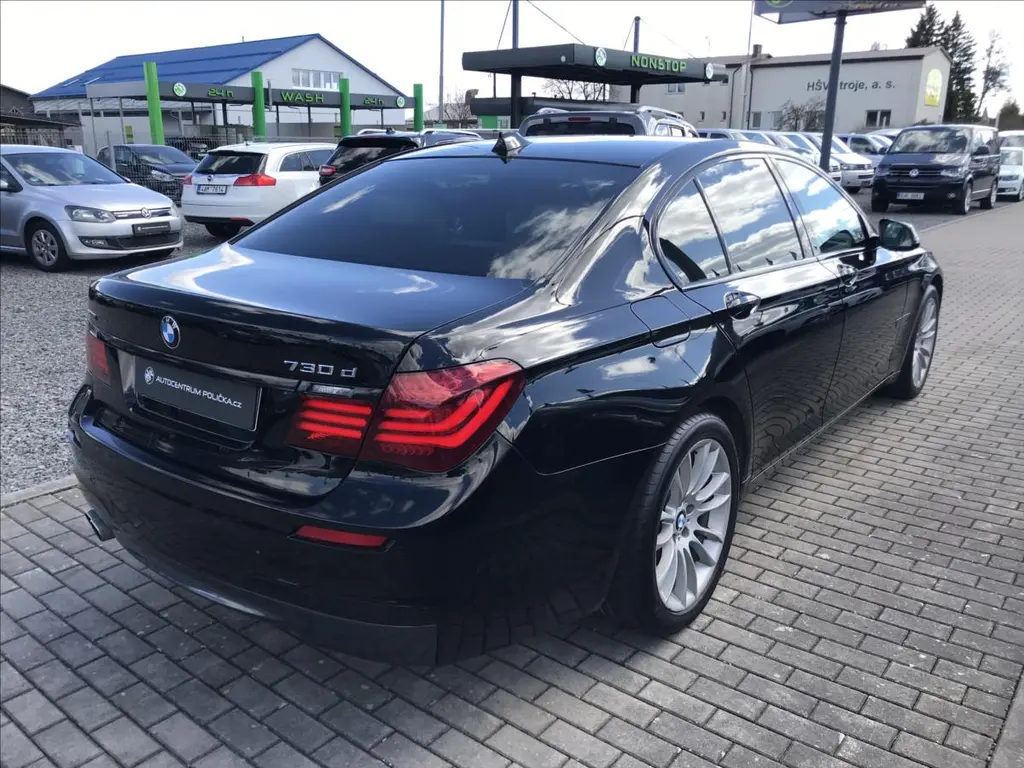 BMW Řada 7, 3,0 xDrive M-paket - fotka 5
