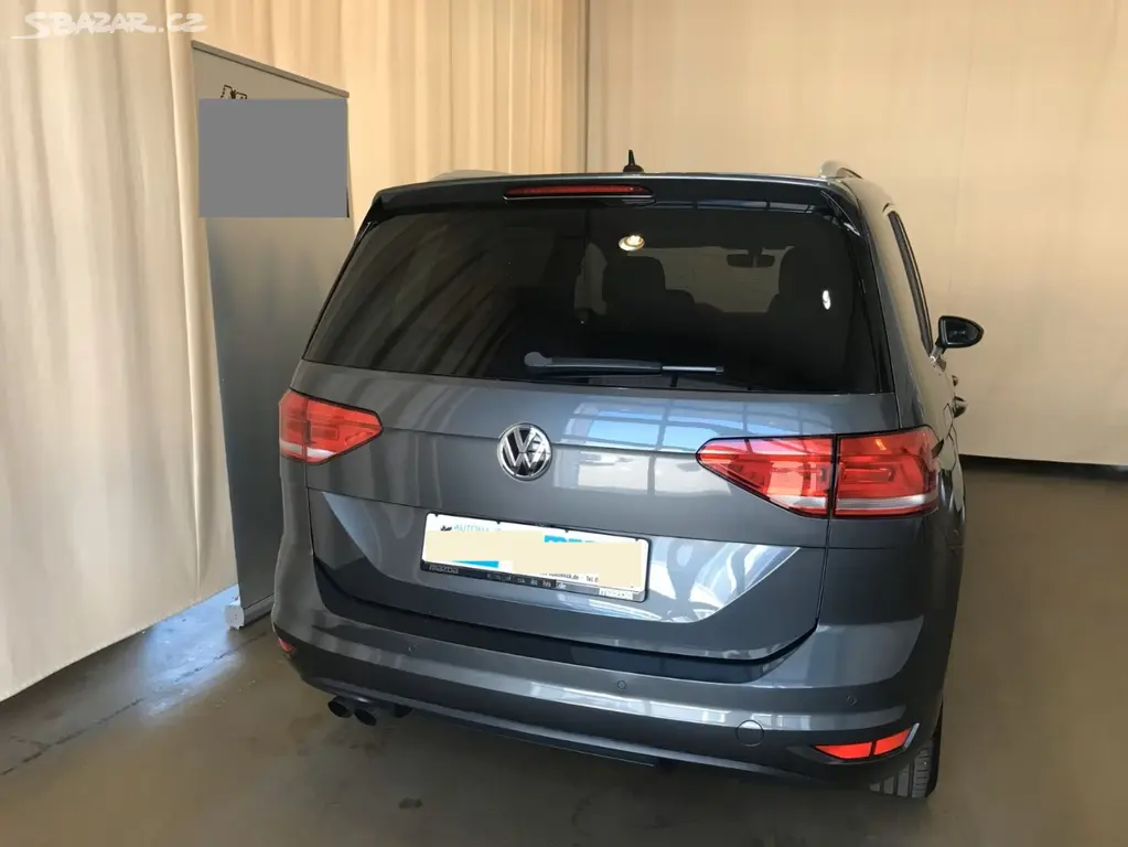 Volkswagen Touran Highline 1.4 TSI - 150 PS - fotka 4