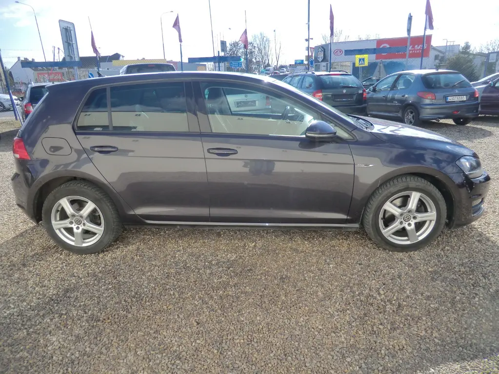 Volkswagen Golf, VII 2.0TDi 110kW DSG LOUNGE - fotka 5