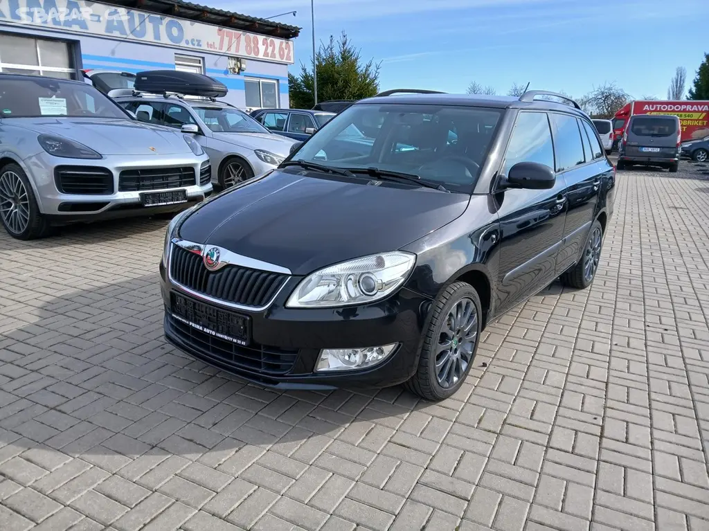 Škoda Fabia 1,2 TSI Nová TK Servisní knížka