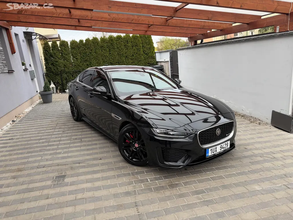 Jaguar XE 2.0d R-Dynamic - fotka 5