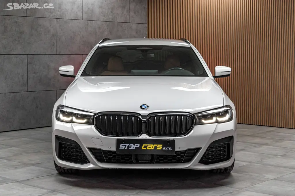 BMW Řada 5, 530d xD ///M*2xKOLA*DPH*ČR 1.M - fotka 3