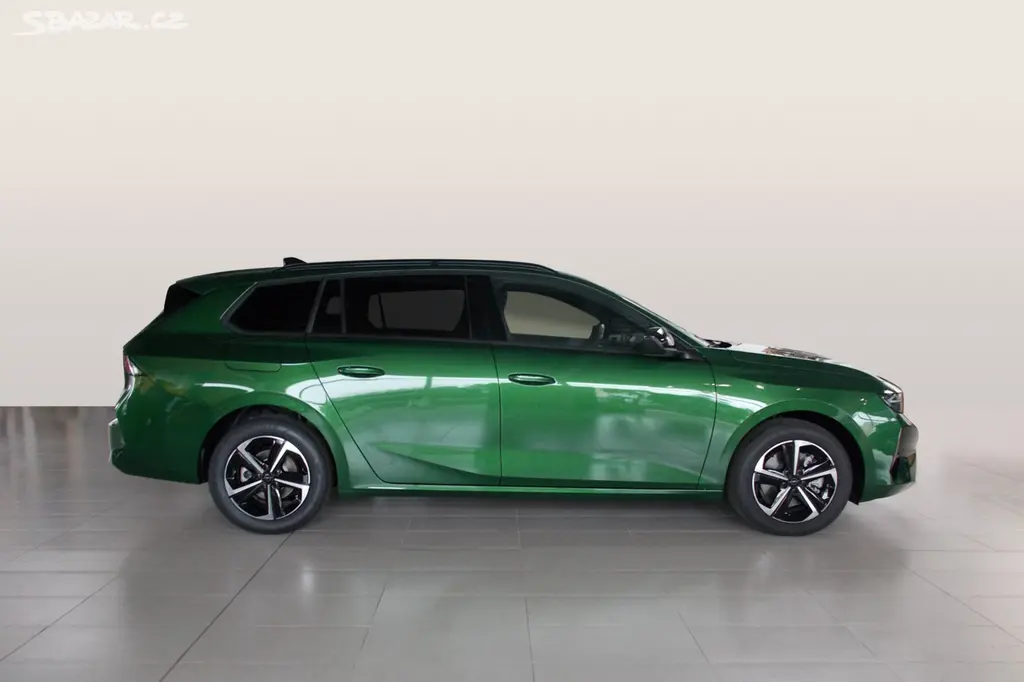 Opel Astra, Nova Ultimate ST Hybrid 1.2 TU - fotka 6