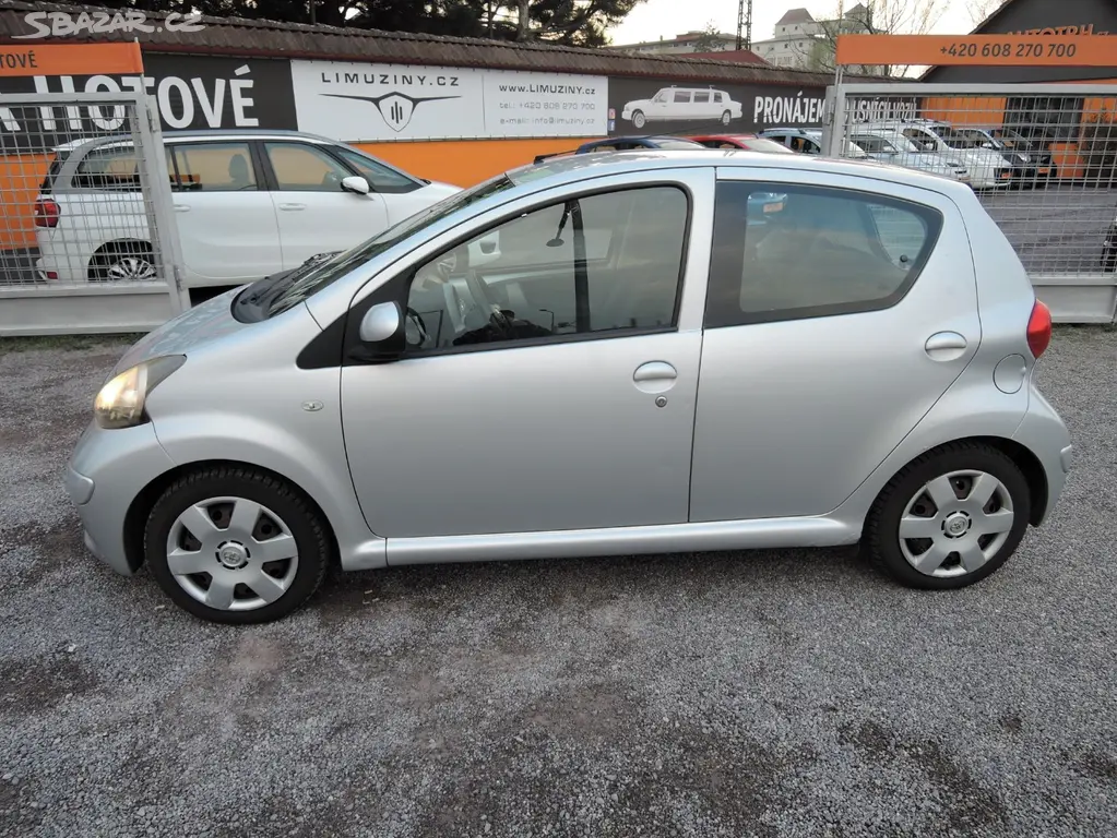 Toyota Aygo 1,0 VVT-i Cool Servis 116tkm 2007 - fotka 3