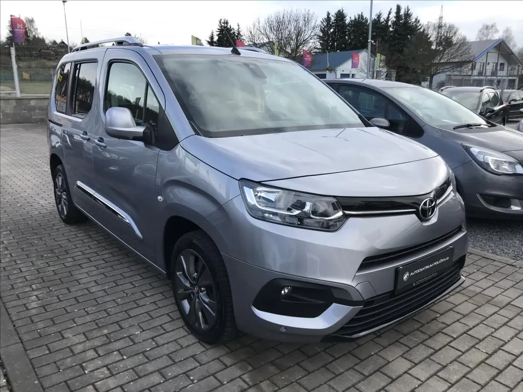 Toyota Proace City Verso, 1,5 Exclusive - fotka 2