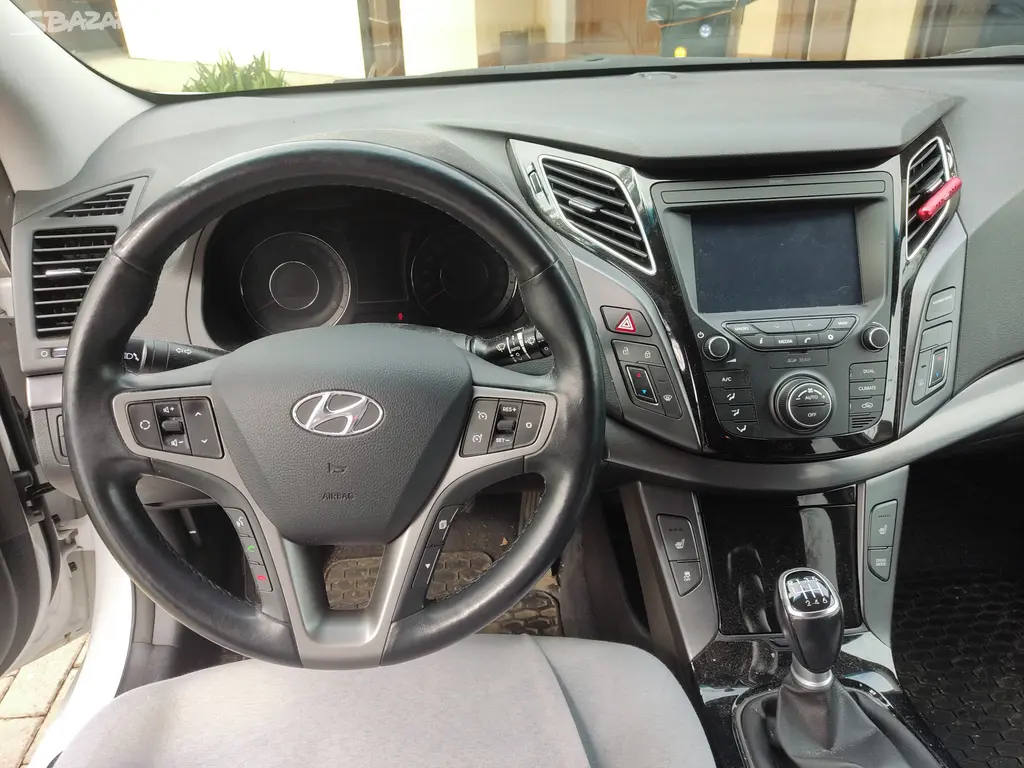 Hyundai i40 2.0 GDI - fotka 5