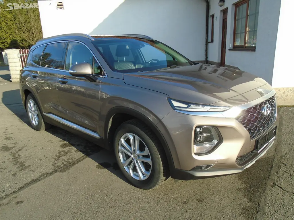 Hyundai Santa Fe 2.2 CRDi 4x4 ČR 1.majitel - fotka 4