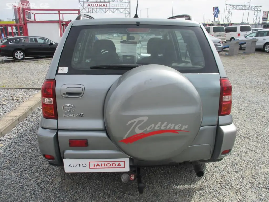 Toyota Rav4, 2,0 D4D, 4x4,digiklima,tažné, - fotka 6