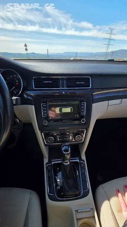Škoda Superb 1.8 TSI DSG Panorama - fotka 5