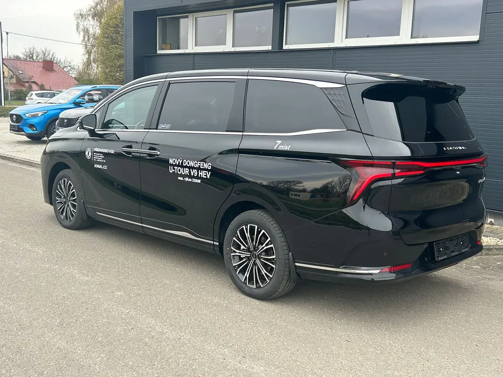 Dongfeng U-Tour, V9 HEV - fotka 4