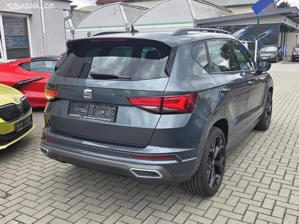 Seat Ateca DSG FR 4Drive VIRTUAL WEBASTO TAŽNÉ - fotka 3