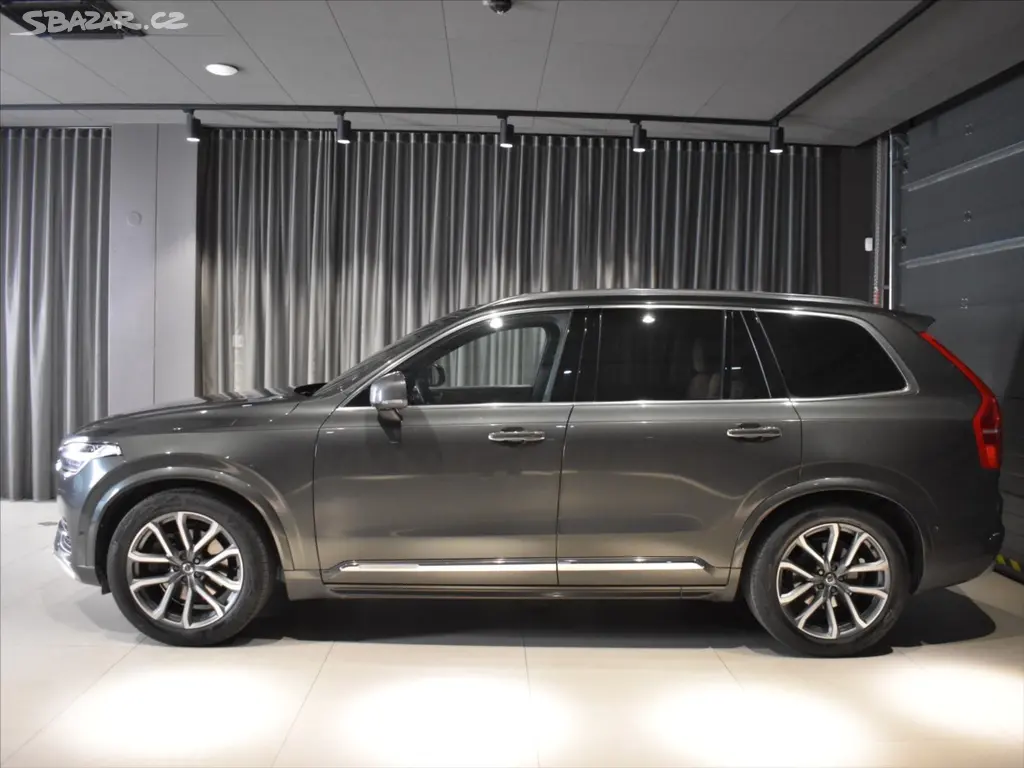 Volvo XC90, 2,0 D5 AWD INS, Bowers,vzduch, - fotka 2