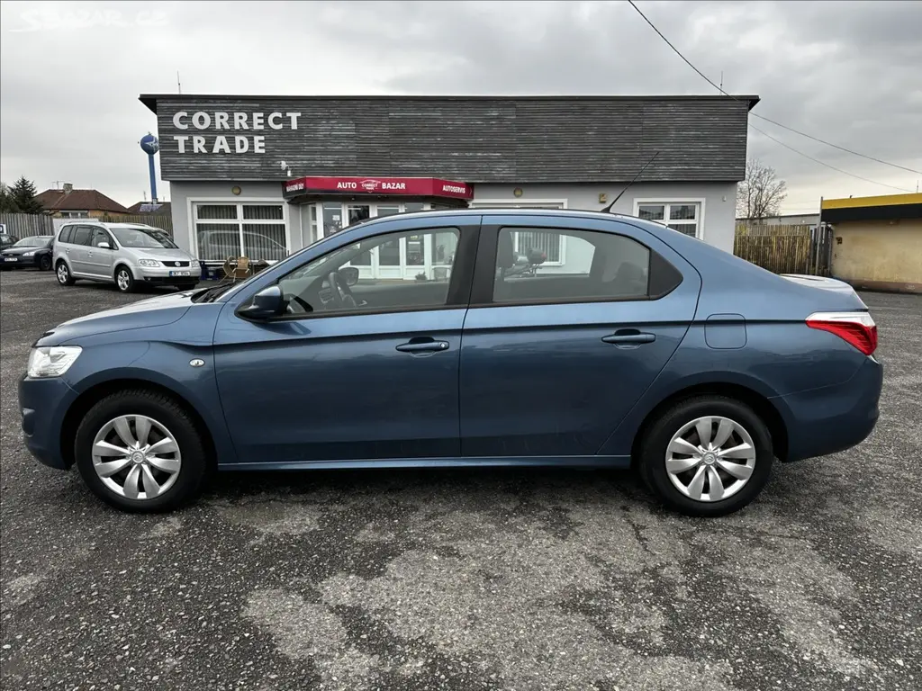 Citroën C-Elysée, 1,2 PureTech-KLIMA-MÁLO KM - fotka 2