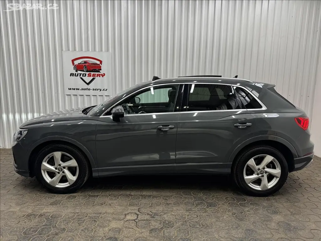 Audi Q3, 45TFSI Quattro Pano - fotka 4