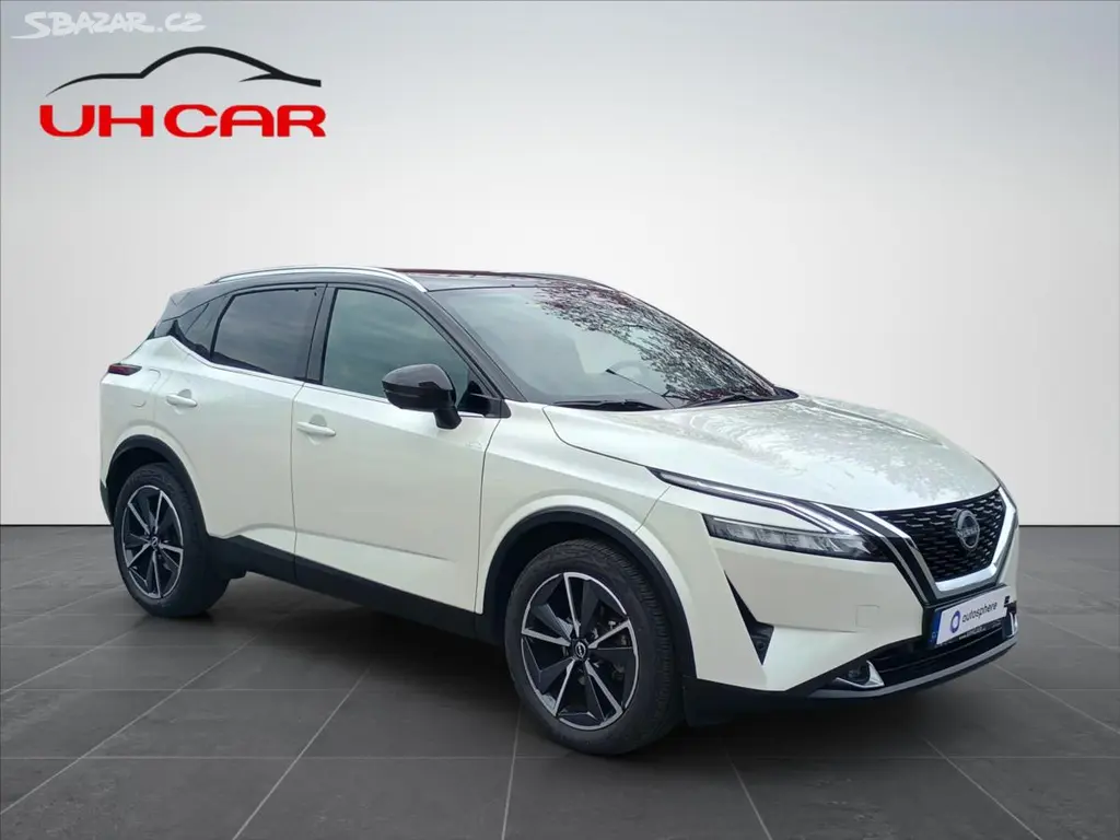 Nissan Qashqai, 1,3 DIG-T X-Tronic 2WD TEKNA - fotka 3