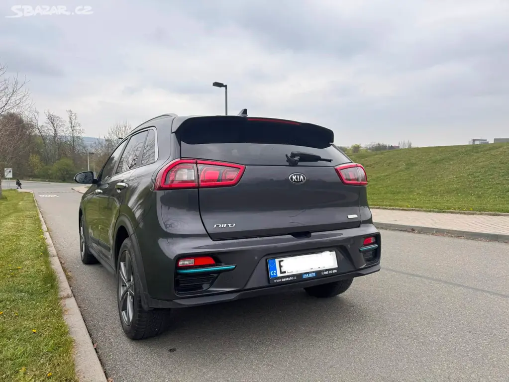KIA Niro, EV (možnost odpočtu DPH) v plné výbavě - fotka 4