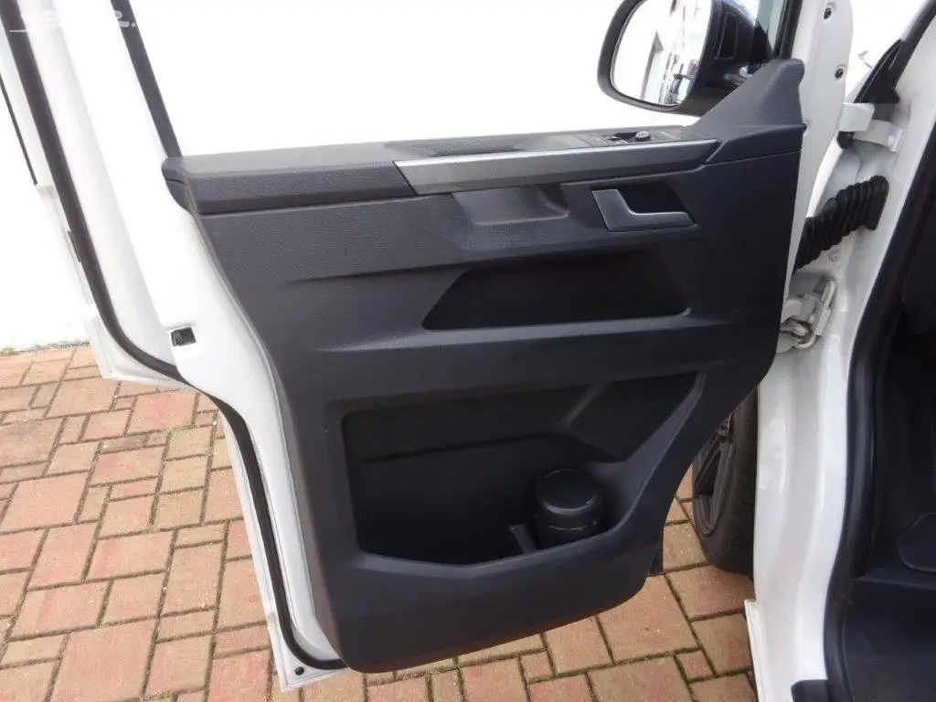 Volkswagen Multivan, MULTIVAN 6.1 150kW TDI 4MOT D - fotka 6