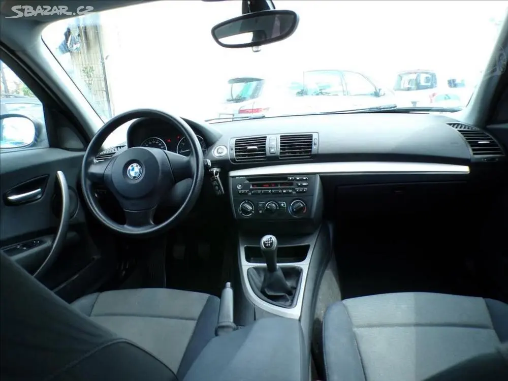 BMW 1,6 116i - fotka 5