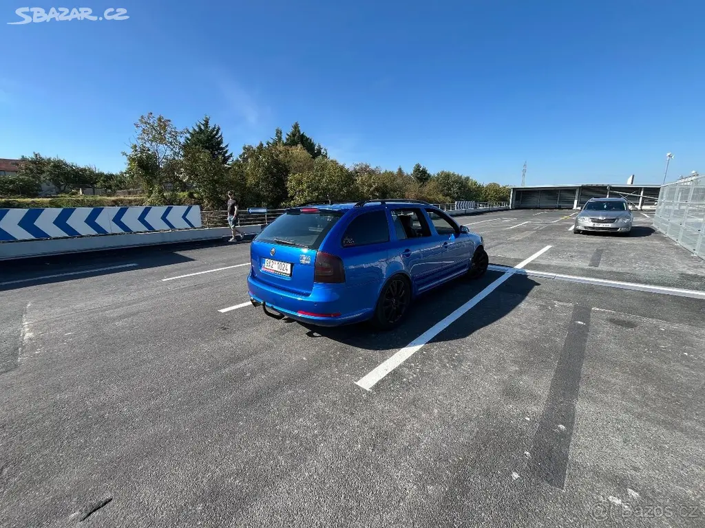 Octavia 2 VRS 2.0TFSI rok 2008 - fotka 3
