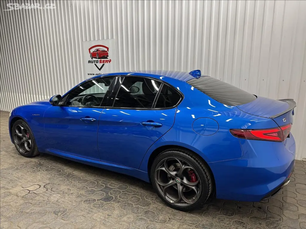 Alfa Romeo Giulia, 206kW Q4 VELOCE 1.MAJITEL - fotka 5