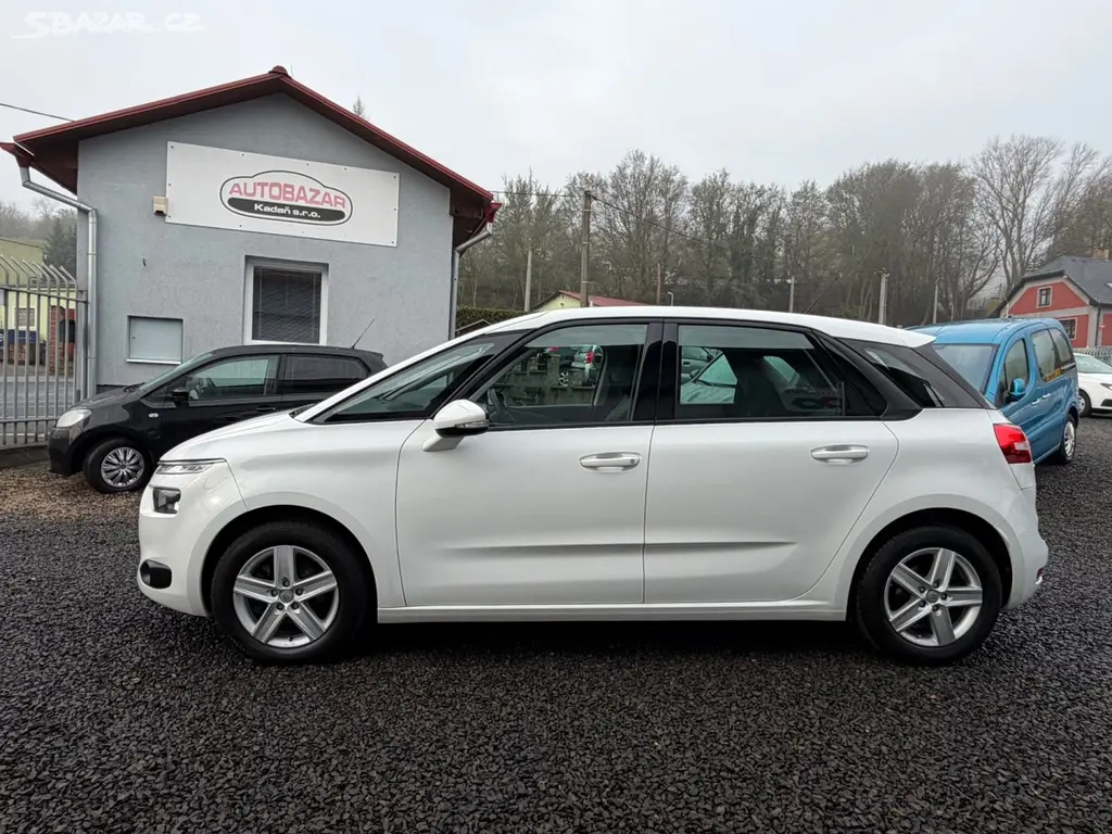 Citroën C4 Picasso, 1,6 VTi, SERVISKA, PĚKNÝ STAV - fotka 2