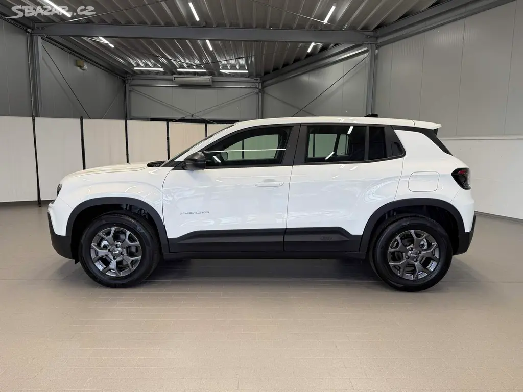 Jeep Avenger, Longitude 1.2 Turbo 100k MT6 - fotka 2