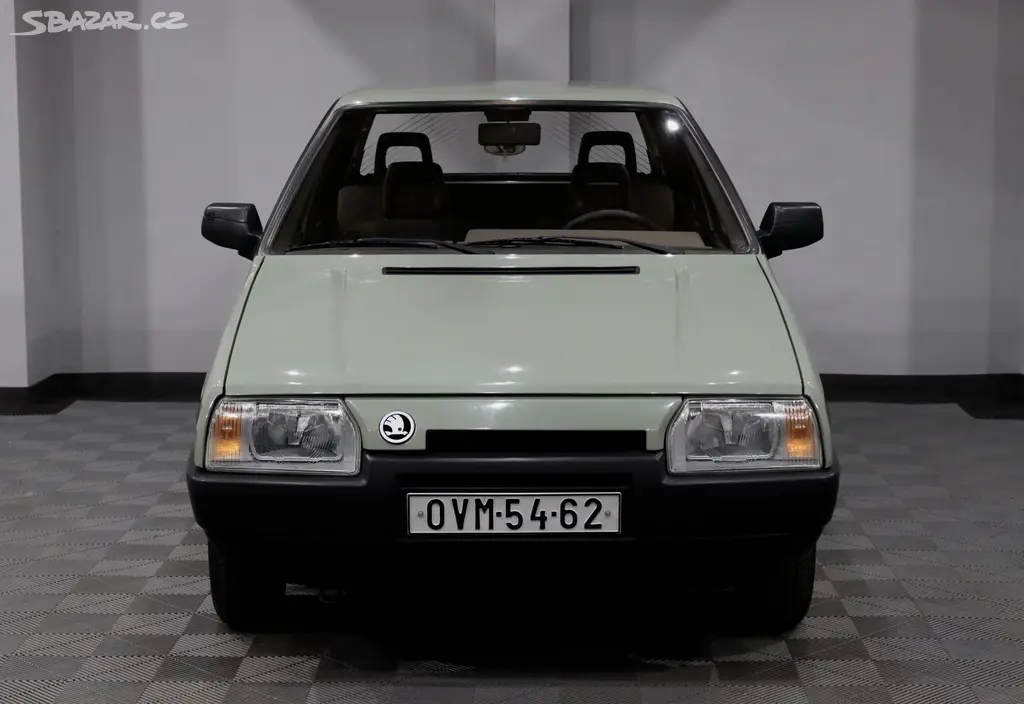 Škoda Favorit, 1.3 46 kW 136 L - fotka 3