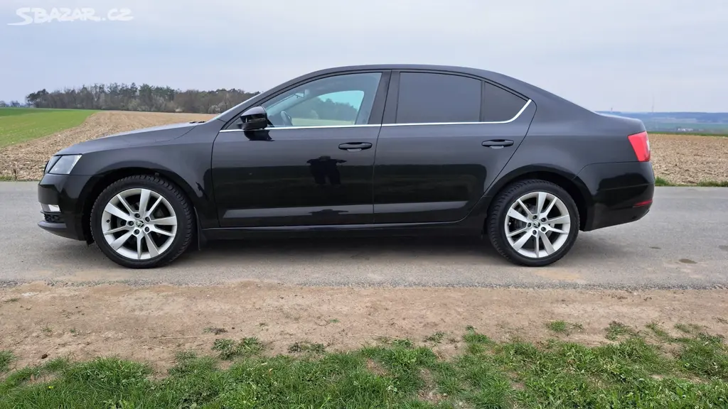 skoda octavia 3 sedan - fotka 2
