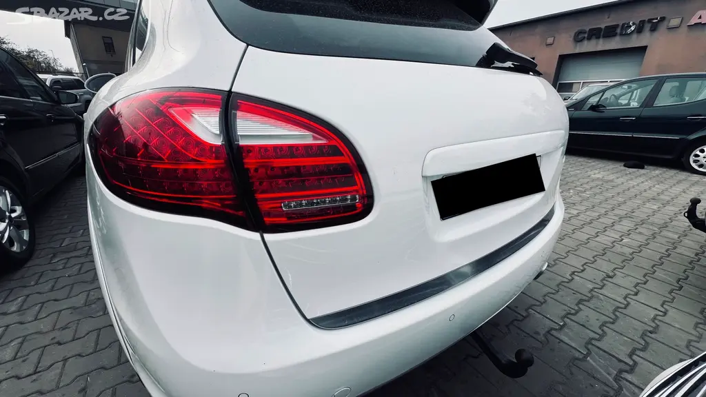 Porsche Cayenne S 4,8 V8 4x4 294Kw 2013 CZ Tažné - fotka 4