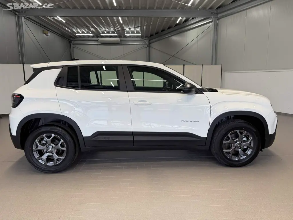 Jeep Avenger, Longitude 1.2 Turbo 100k MT6 - fotka 5