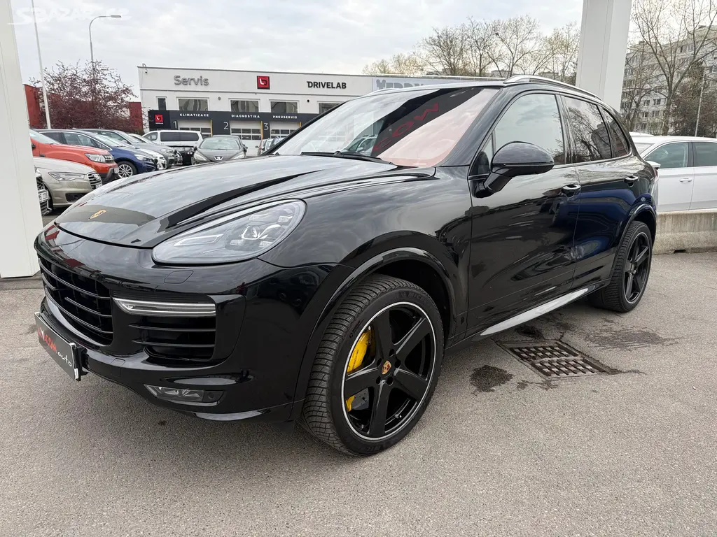 Porsche Cayenne, Turbo S - fotka 2