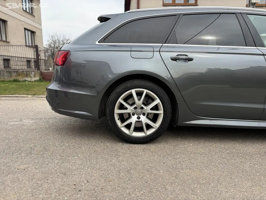 Audi A6, Avant 3.0 TDI quattro/ČR-1.maj - fotka 6