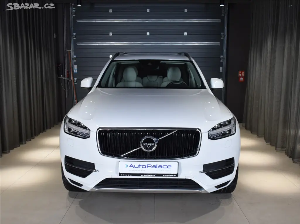 Volvo XC90, 2,0 D5 AWD Mometum Vzduch - fotka 6