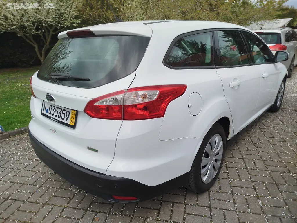 Ford Focus, 1.0 92kW KLIMA Parking, 2014, 167tkm - fotka 2