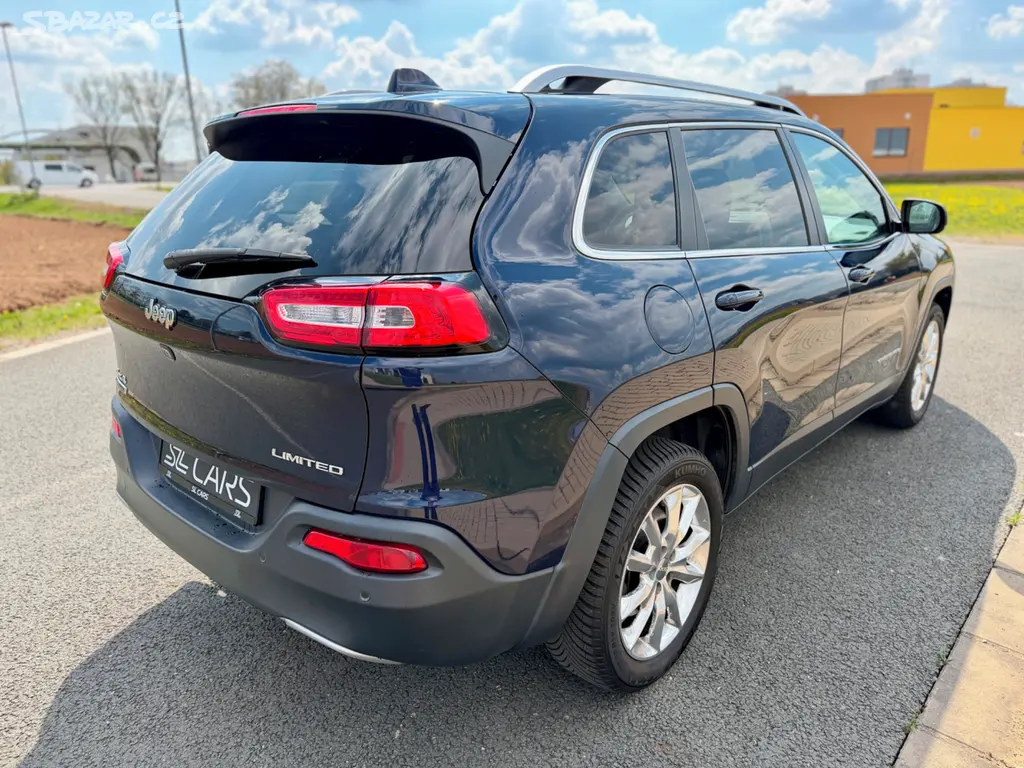 JEEP CHEROKEE 2.0 M-JET //2014 4x4 XENON NAVI KŮŽE - fotka 5