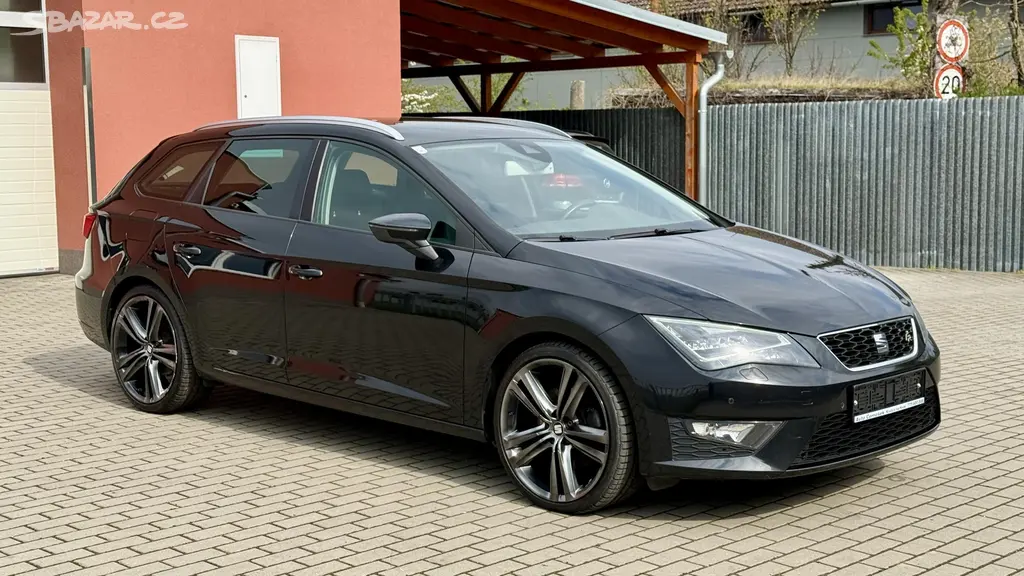 Seat Leon, ST*2.0TDi*135kW*FR*LED*ACC* - fotka 4