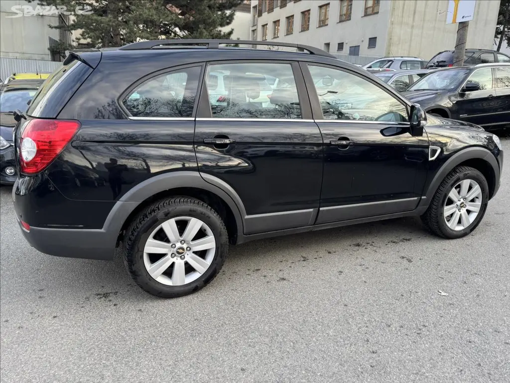 Chevrolet Captiva, 2,0 4x4+7.MIST+KRASNÝ STAV ! - fotka 6