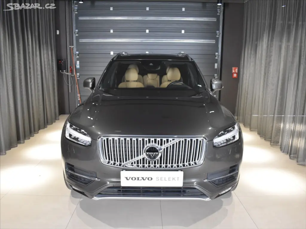 Volvo XC90, 2,0 D5 AWD INS, Bowers,vzduch, - fotka 6